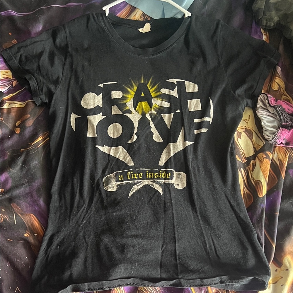 AFI women’s large graphic Tee with Crash Love Design